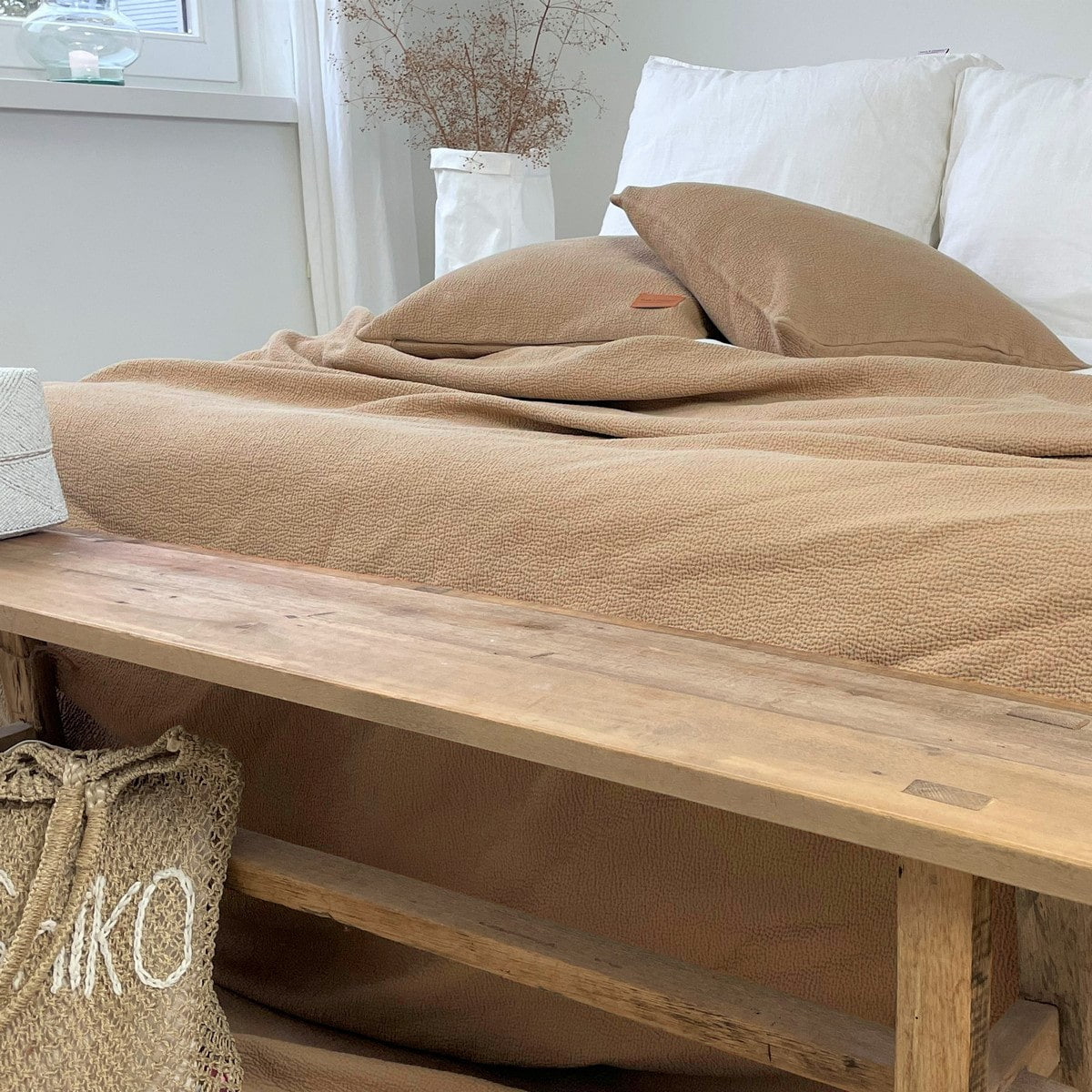 Town &amp; Country Bed Sprei Lara Gold